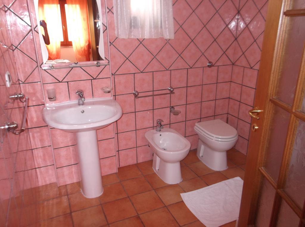B&B Tanca Marracconi Teulada Habitación foto